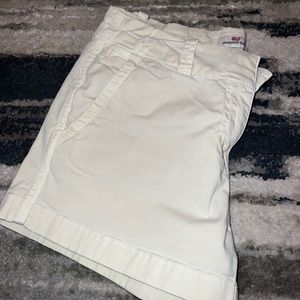 Off white, light khaki, tight shirt shorts